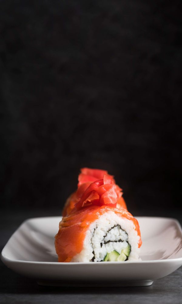 copy-space-plate-with-sushi